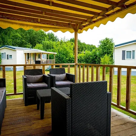 Chalet Chalet In Udenhout With Veranda